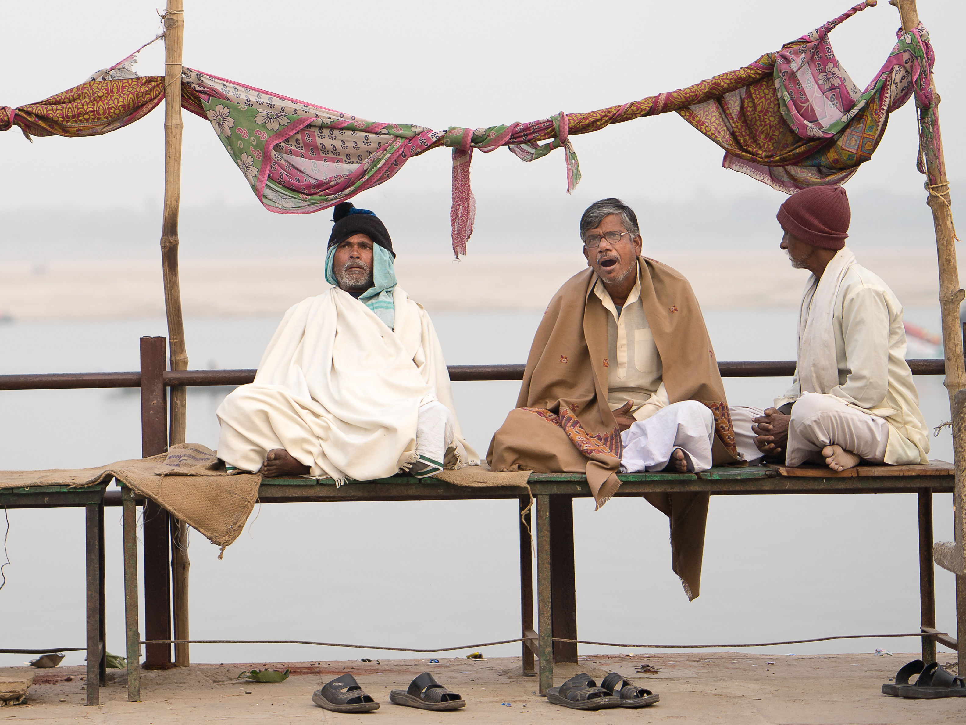 5. Platz: Reinhard Pechal, Seniorengang in Varanasi